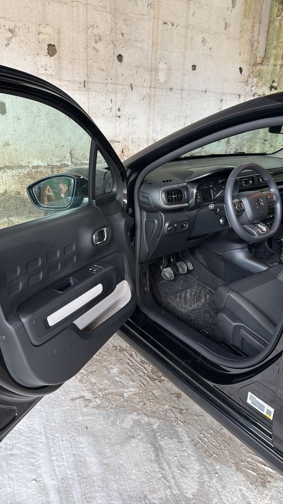 CITROEN C3 1.5 DIESEL, BLUE HDI 100CV S&S BUSINES COMBI N1 M6 MY20 CON POSTI NUMERO 4, 2023 - 5 Porte, chilometraggio 18.000 km prestazione 75 kW (102 CV), tipo di Alimentazione, DIESEL, trasmissione Manuale, classe di emissione (EURO6)