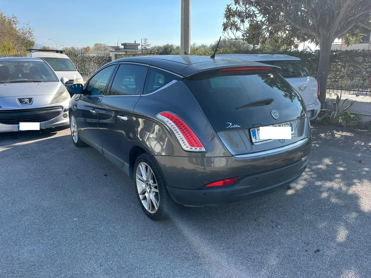 Lancia Delta 1.6 MJT DPF Oro