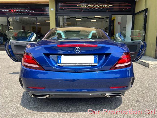 MERCEDES-BENZ SLC 200 Premium