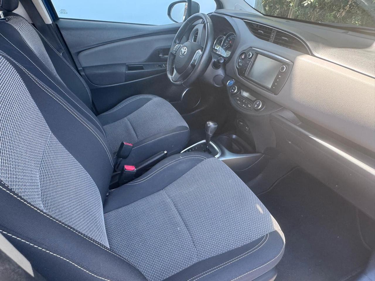 Toyota Yaris 1.5 Hybrid 5 porte Cool