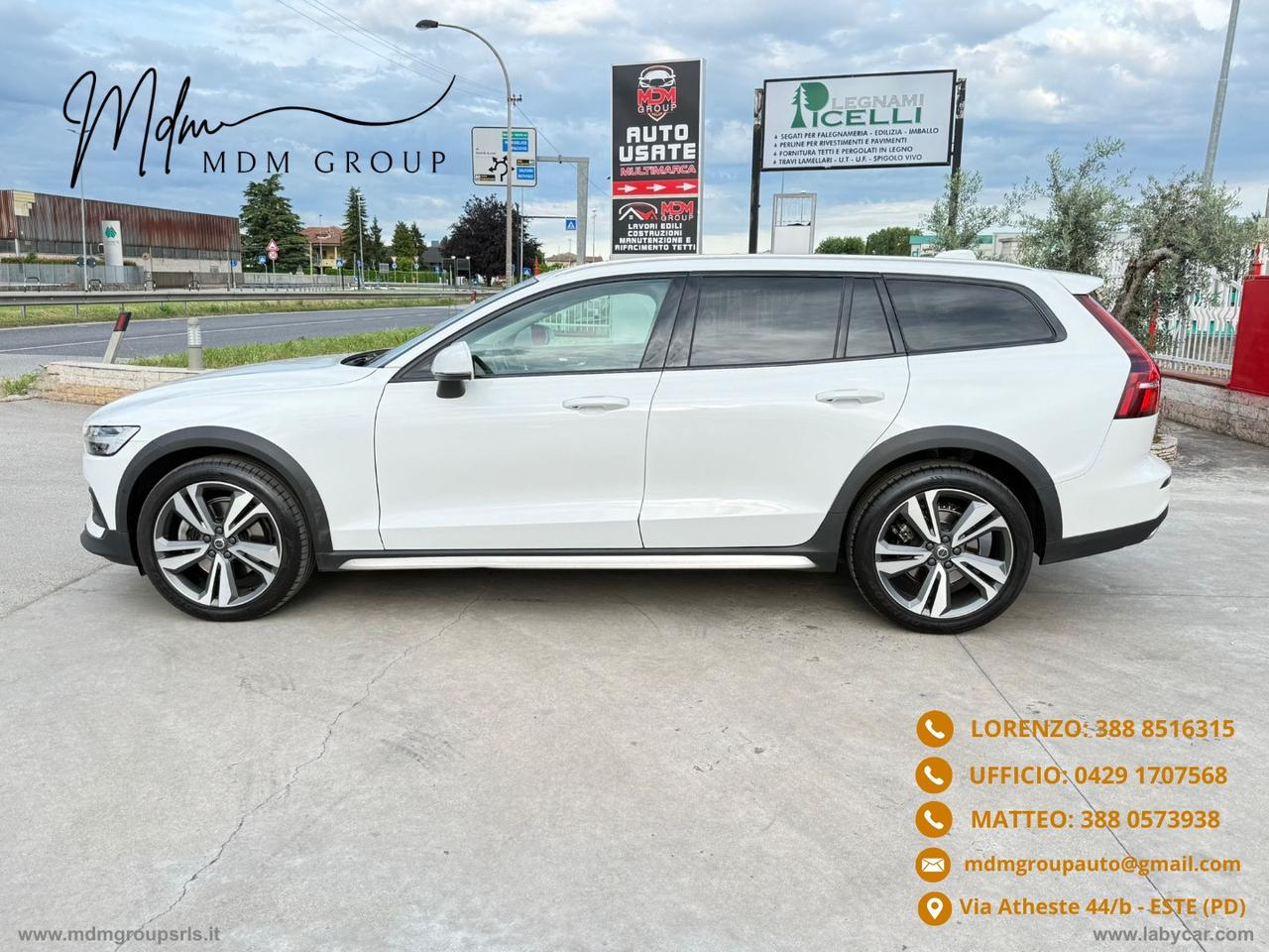 VOLVO V60 Cross Country B4