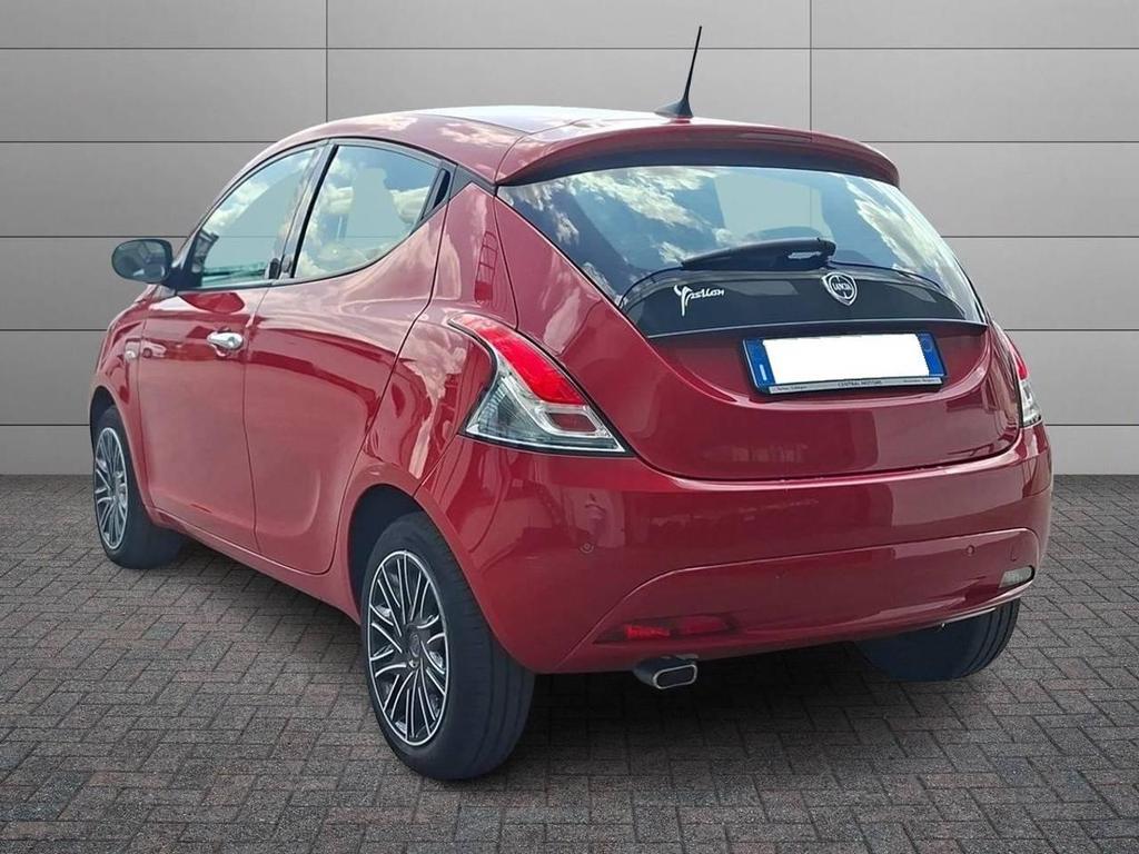Lancia Ypsilon 5 Porte 1.0 FireFly Hybrid Gold