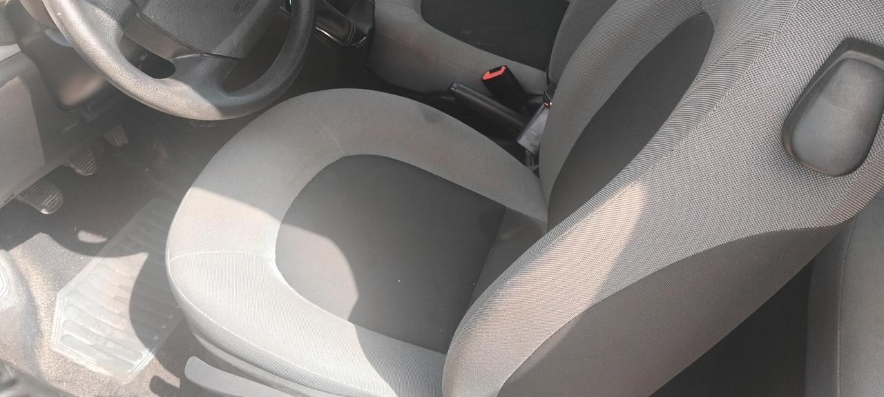 Lancia Ypsilon 1.2 69 CV Diva