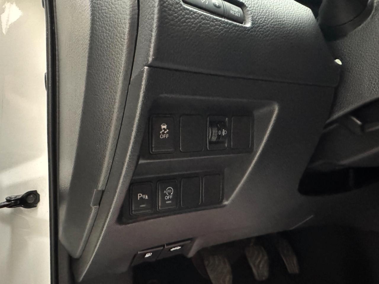 Nissan Qashqai / 1.5 cc 110cv / Diesel / Retrocamera /