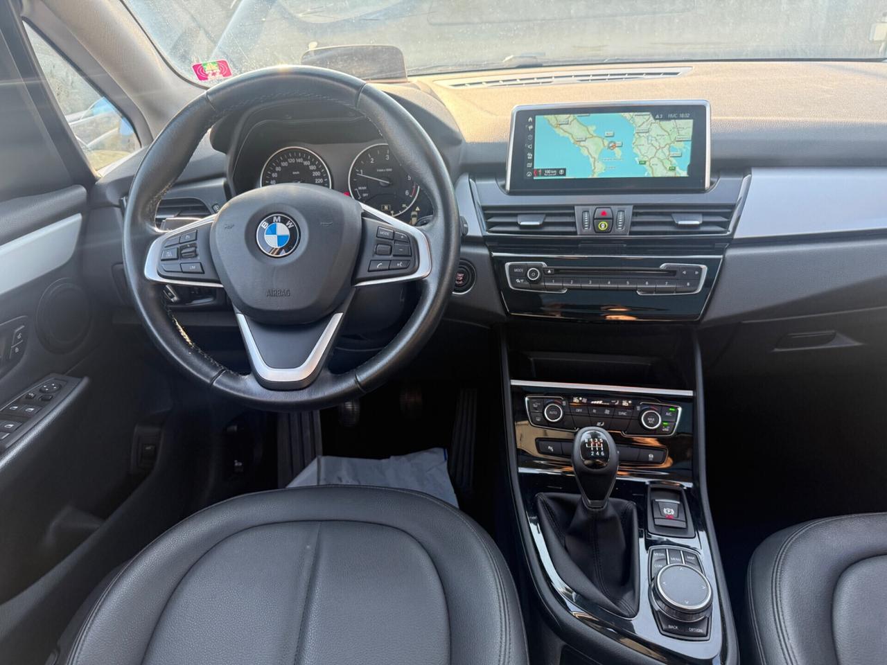 Bmw Active Tourer 218d Luxury,TETTO APRIBILE,PELLE,NAVI,CLIMATRONIC BIZ.,ECC…