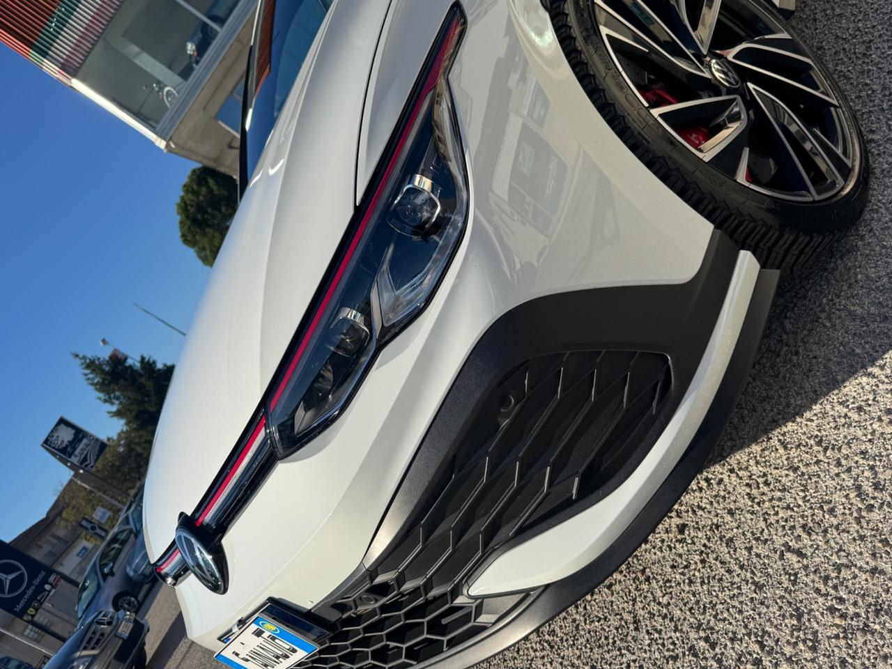 Volkswagen Golf 8 2.0 GTI club sport 45 Garanzia