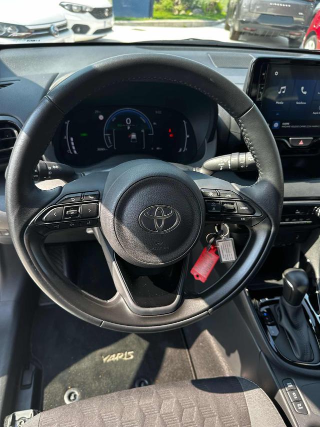 TOYOTA Yaris 1.5 Hybrid 5 porte Trend PARI AL NUOVO