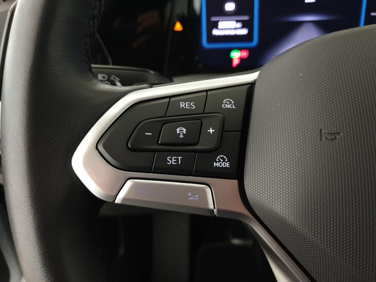 Volkswagen Golf variant 2.0 tdi life 150cv dsg