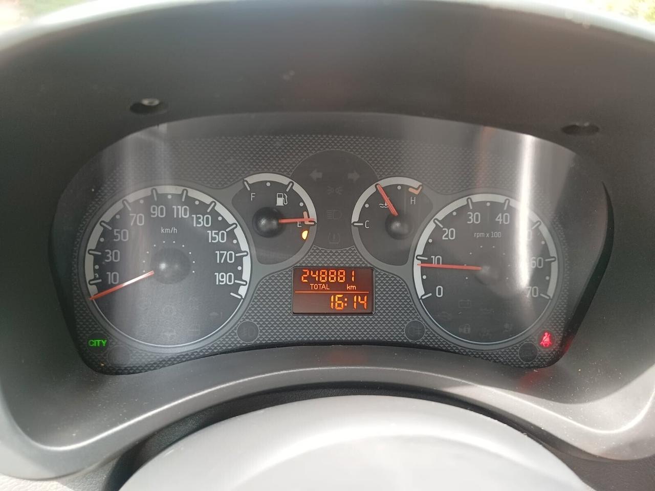 Fiat Panda 1.2 BZ/GPL 2032 Navigatore