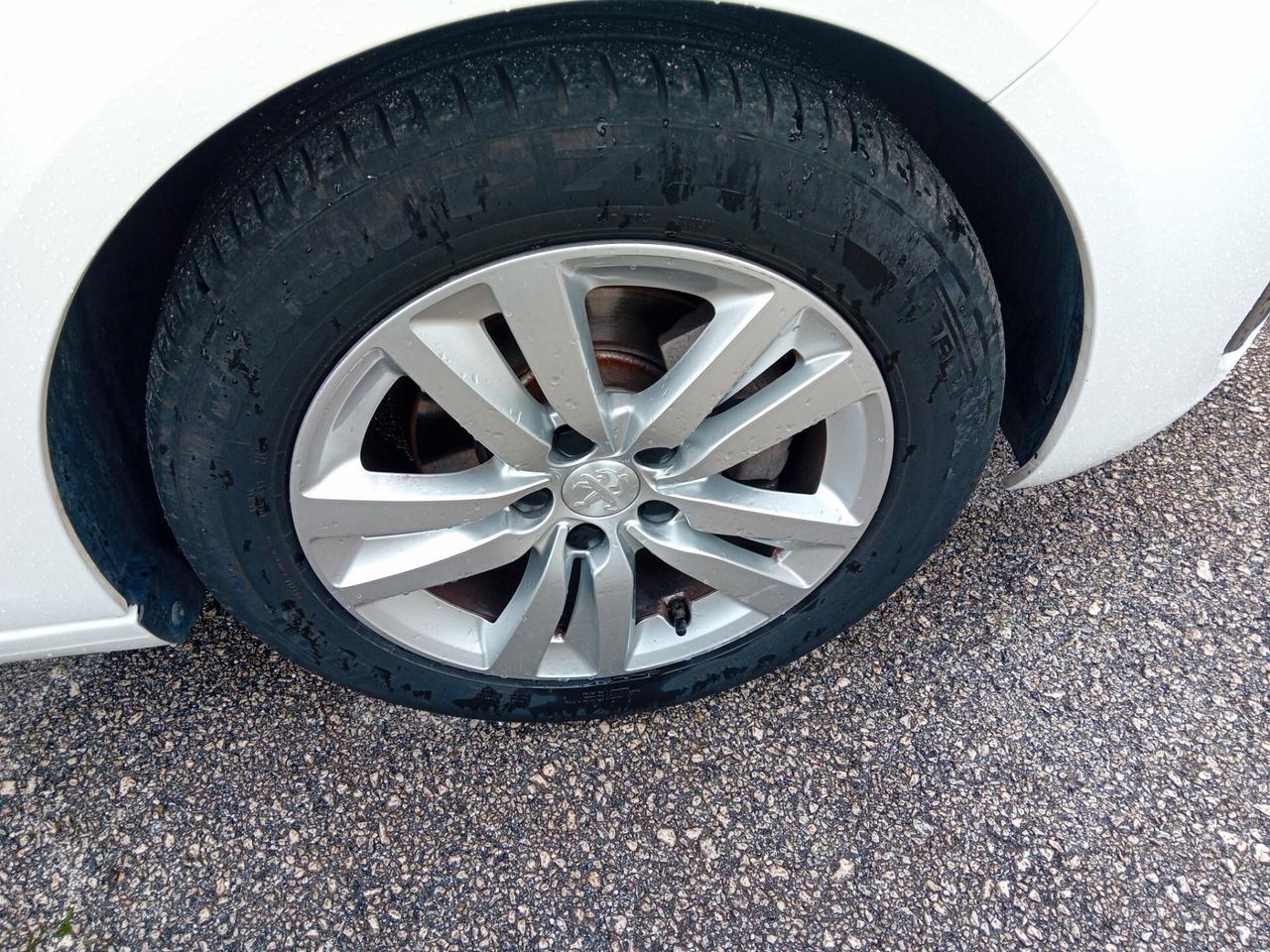 Peugeot 308 BlueHDi 130 S&S SW Business