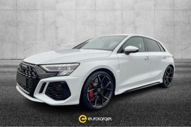 AUDI RS 3 Sedan TFSI quattro S tronic