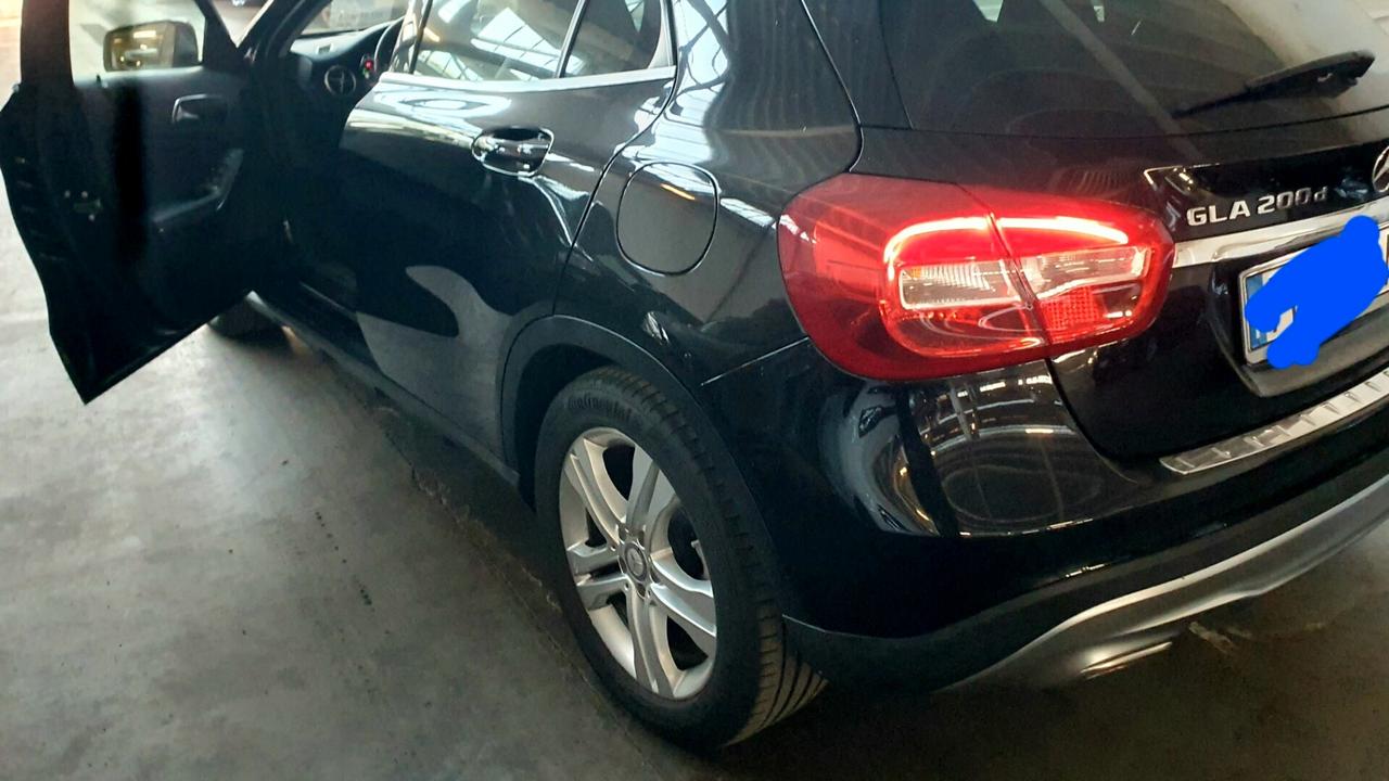 Mercedes-benz GLA 200 Mercedes gla Sport 4matic auto 12 mesi garanzia