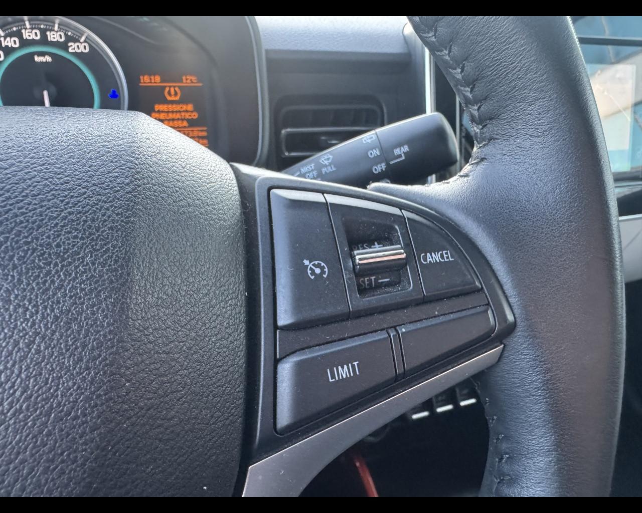 SUZUKI Ignis (2016) - Ignis 1.2 Hybrid 4WD All Grip Top