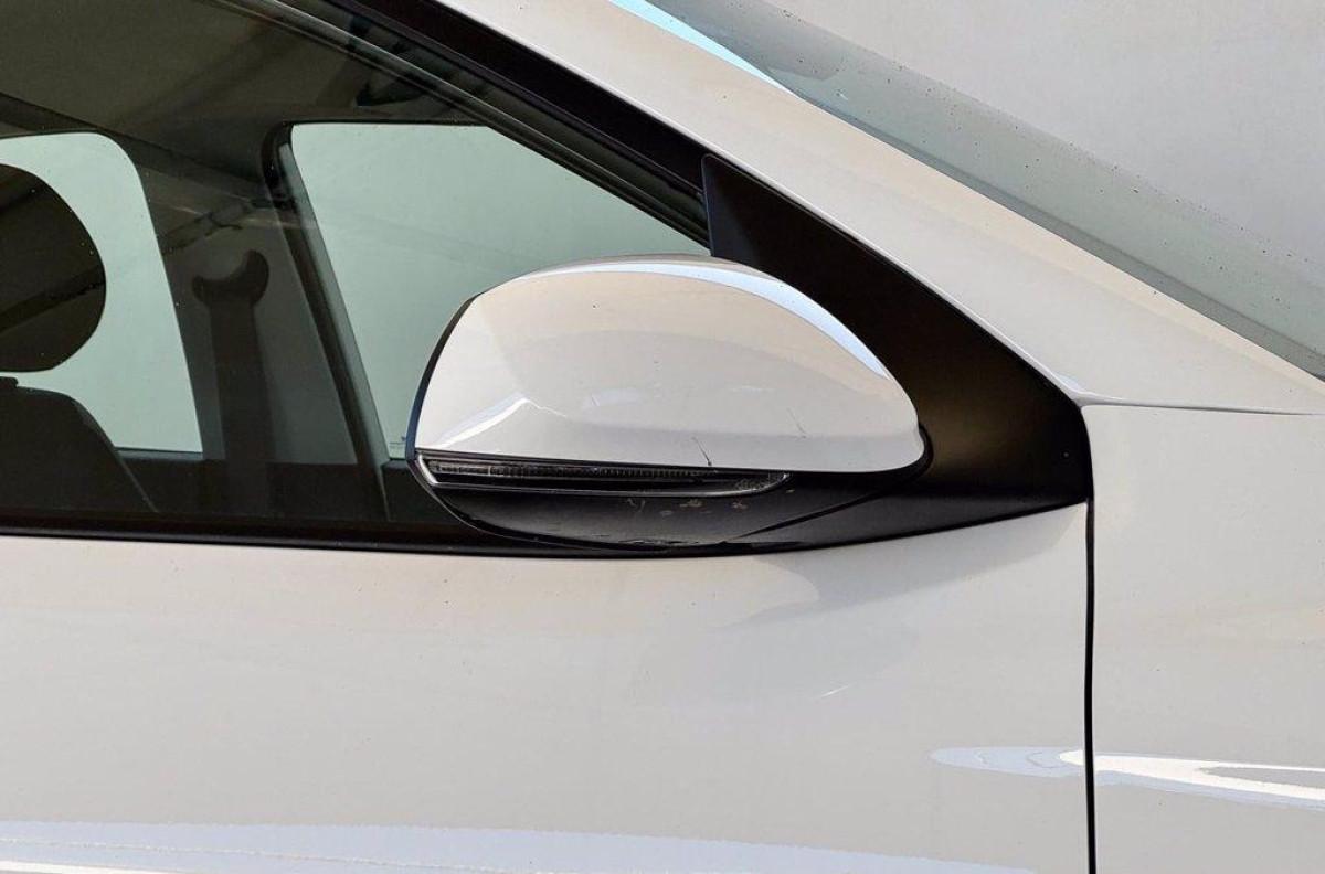 HYUNDAI i10 1.0 mpi connectline 63cv Automat