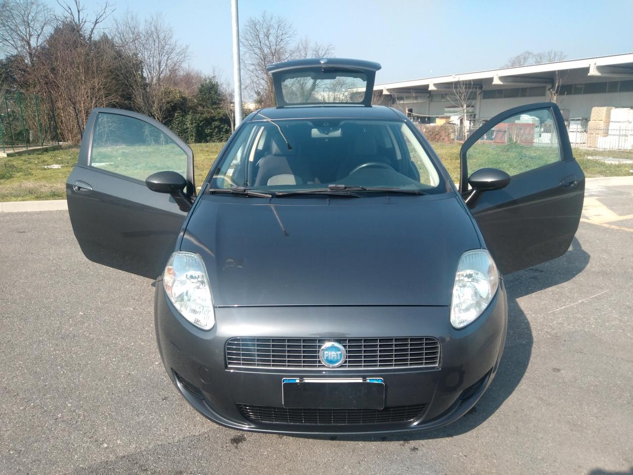 Fiat Grande Punto 1.2 65cv 3 porte Dynamic x neopatentati