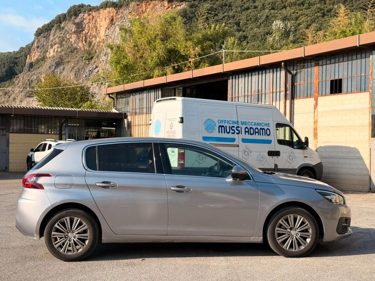 Peugeot 308 BlueHDi 120 S&S Active
