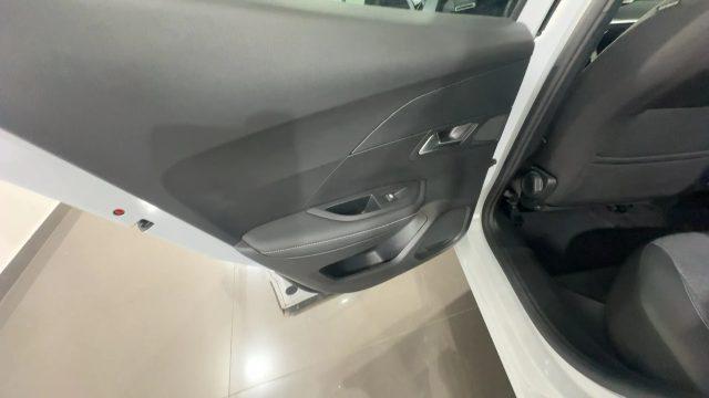 PEUGEOT 2008 PureTech 130 S&S EAT8 ALLURE