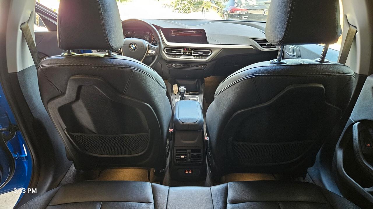 Bmw 118 118d 5p. Msport