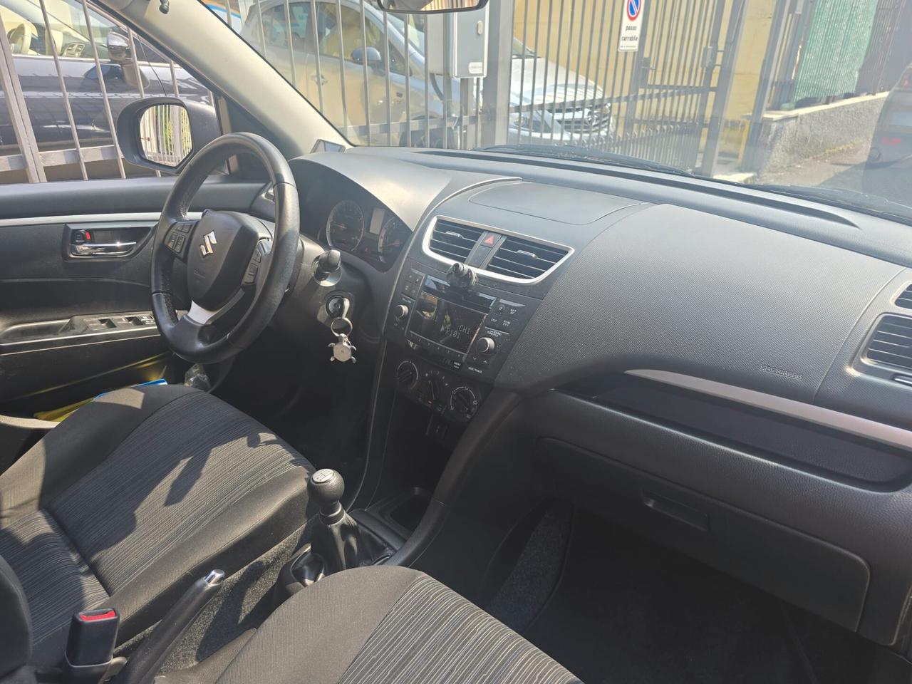 Suzuki Swift 1.2 VVT 5 porte B-Cool