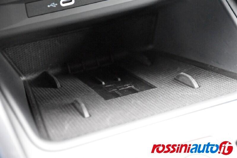 CUPRA FORMENTOR 1.5 HYBRID 150 CV DSG + R18 MACHINED SONORA SILVER