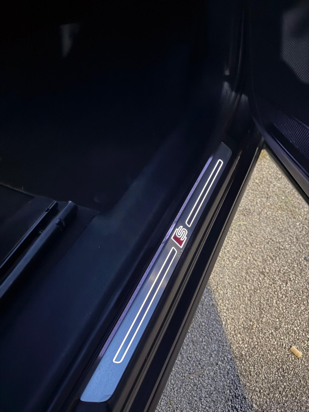 Audi Q3 2.0 TDI 150 CV S tronic line Edition