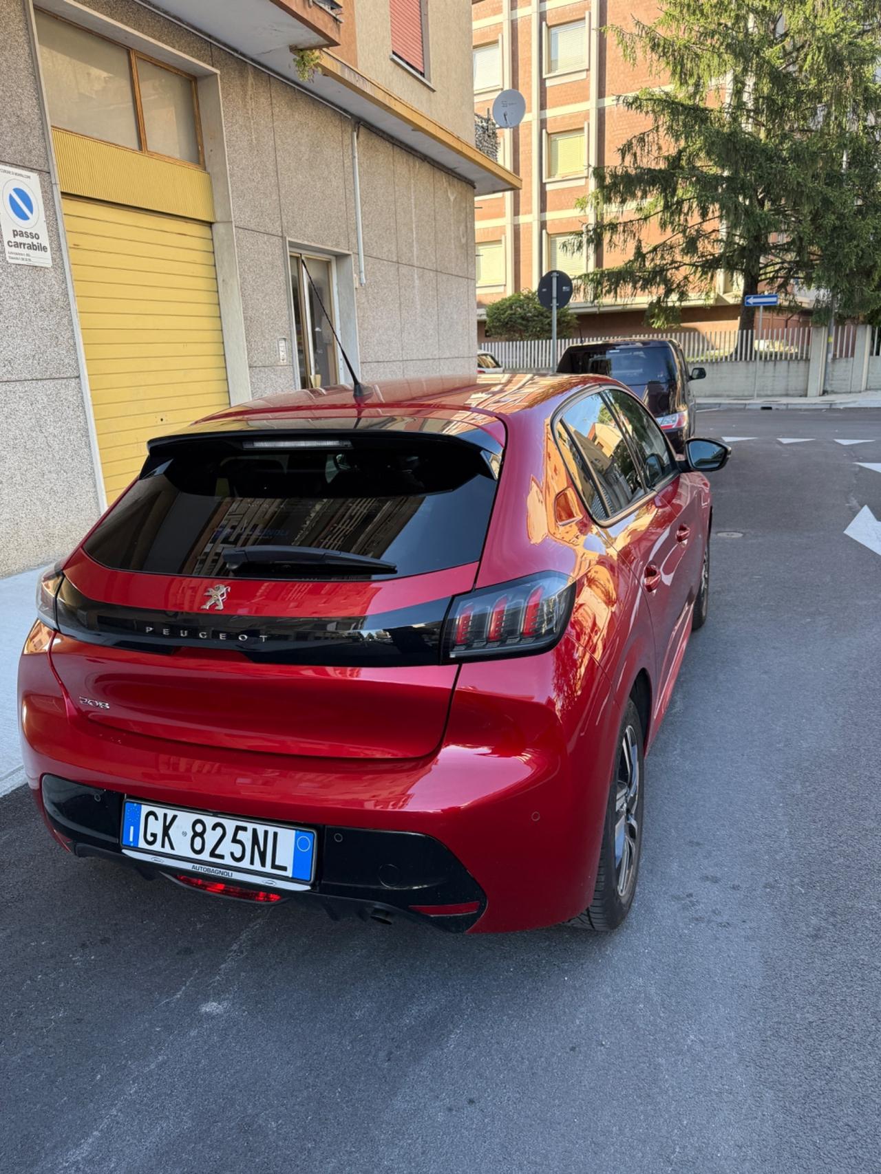 Peugeot 208 PureTech 75 Stop&Start 5 porte Like
