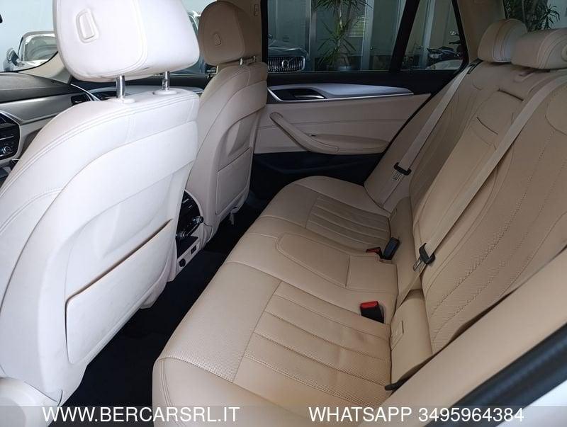 BMW Serie 5 520d 48V Touring Business*SEDILI RISCALDATI*TELECAMERA*PDC*FULL LED*GANCIO TRAINO*