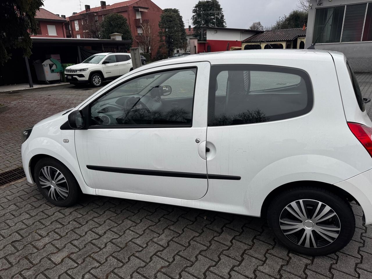 Renault Twingo 1.2 16V Live 2 posti neopatentati