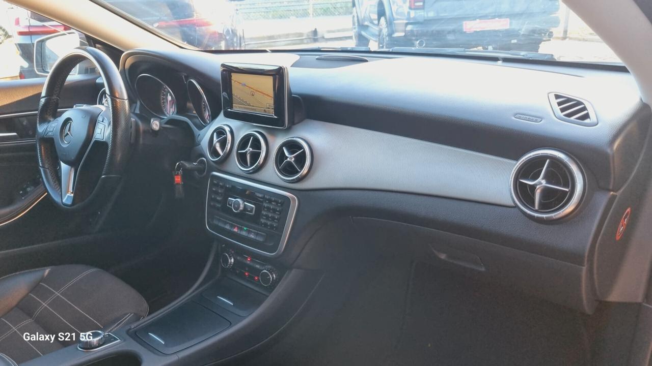 Mercedes-benz CLA 220 CLA 220 CDI Automatic Premium