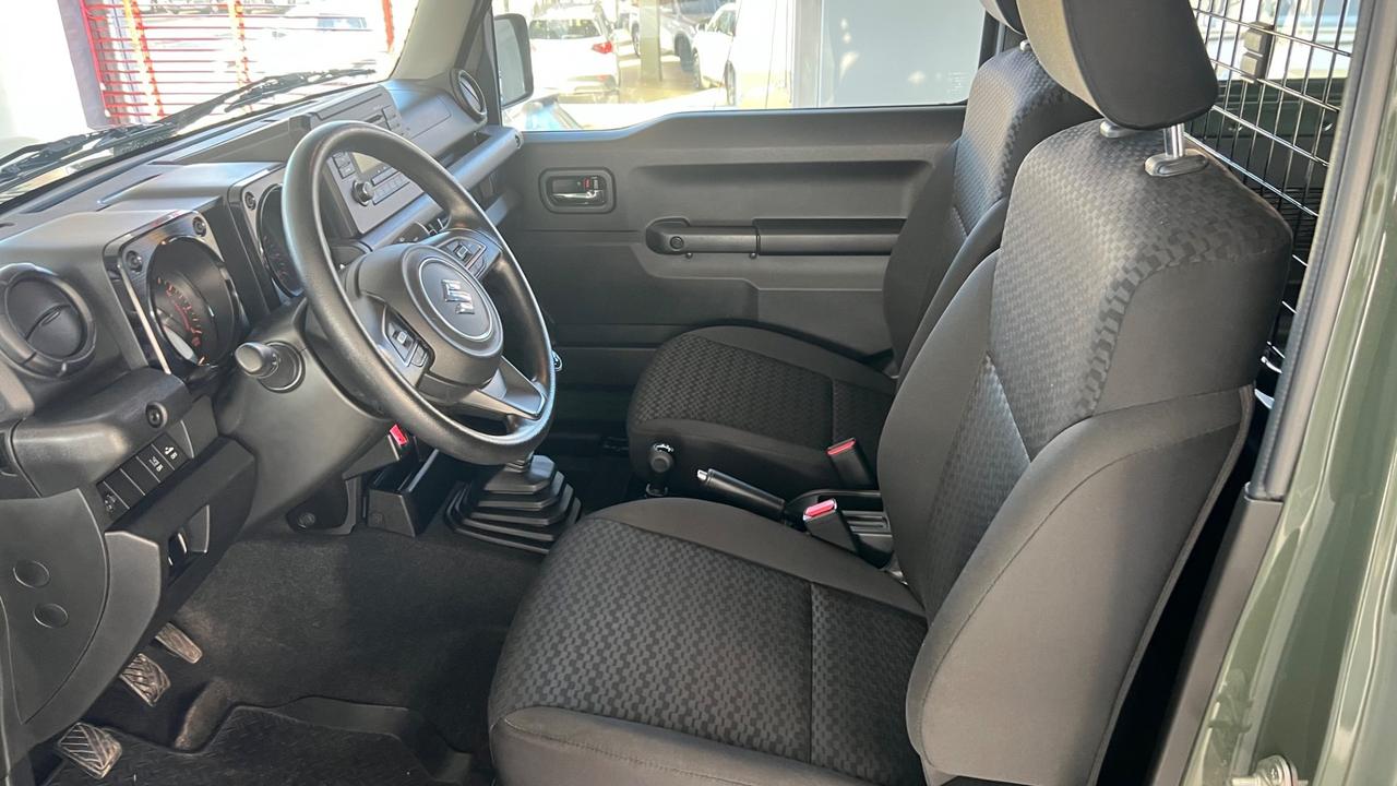 Suzuki Jimny 1.5 5MT PRO (N1)