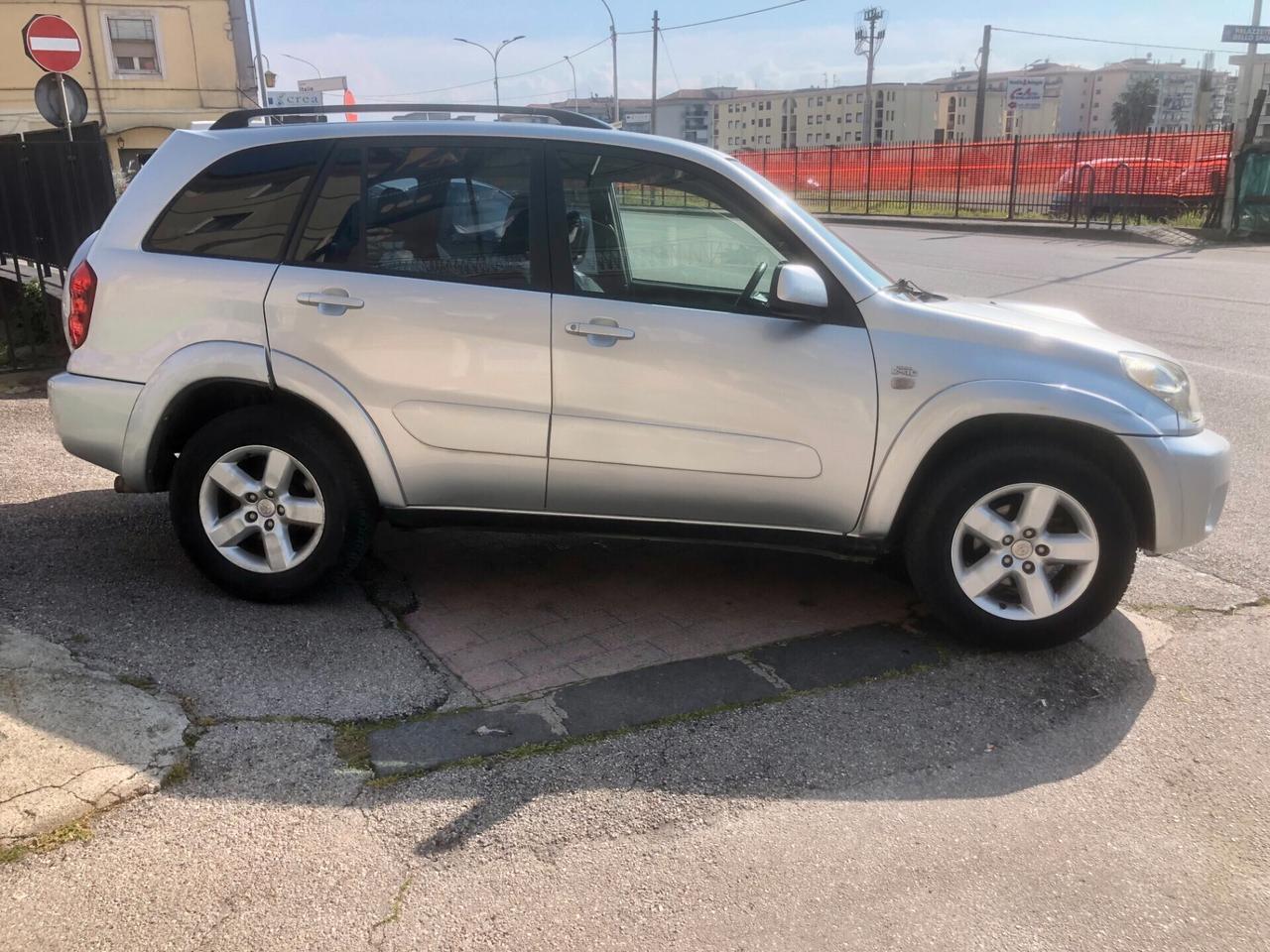 Toyota RAV 4 RAV4 2.0 Tdi D-4D ISCRITTA ASI TETTO APRIBILE