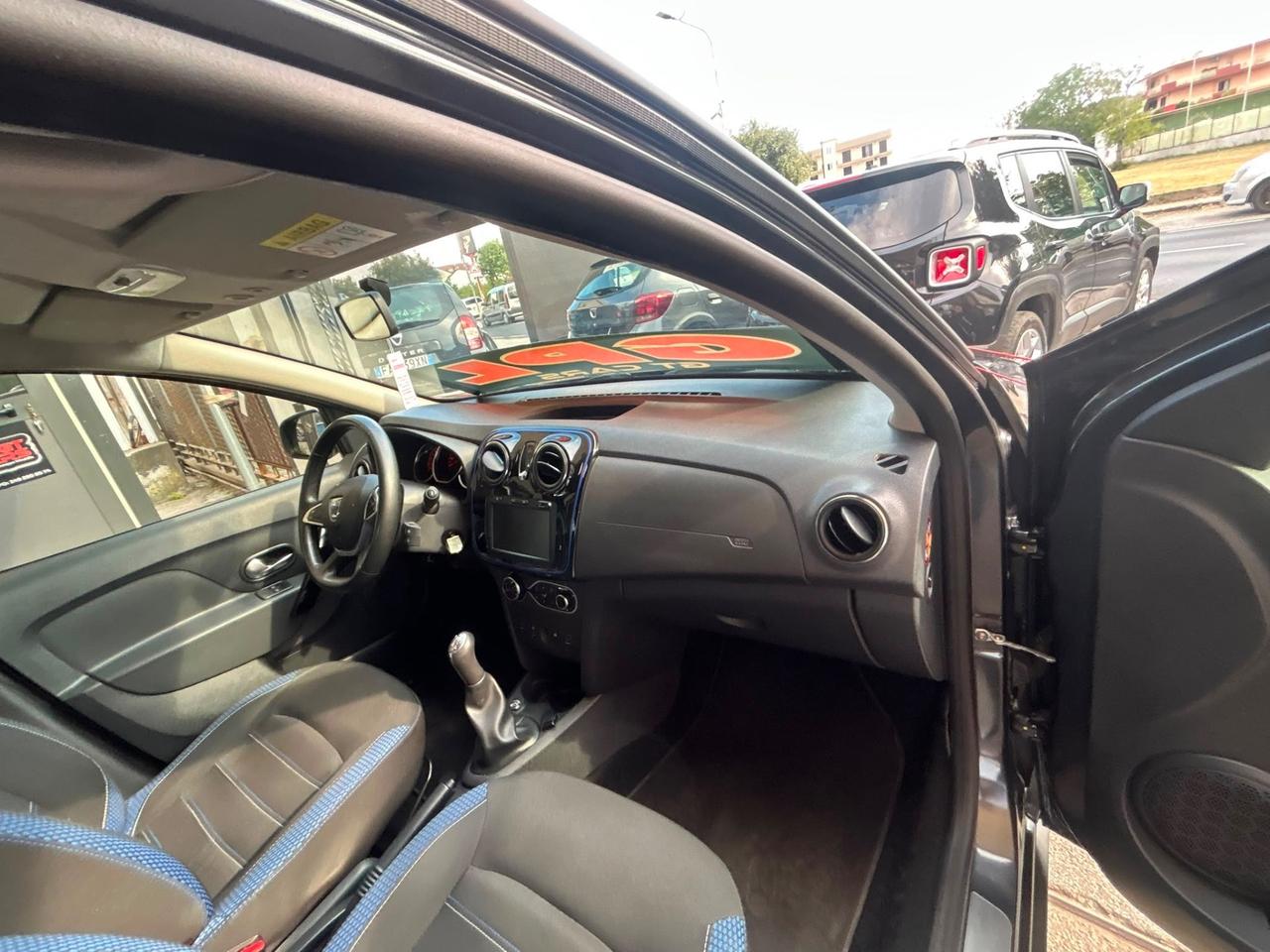 Dacia Sandero Stepway 1.0 TCe 100CV ECO-G 15th Anniversary