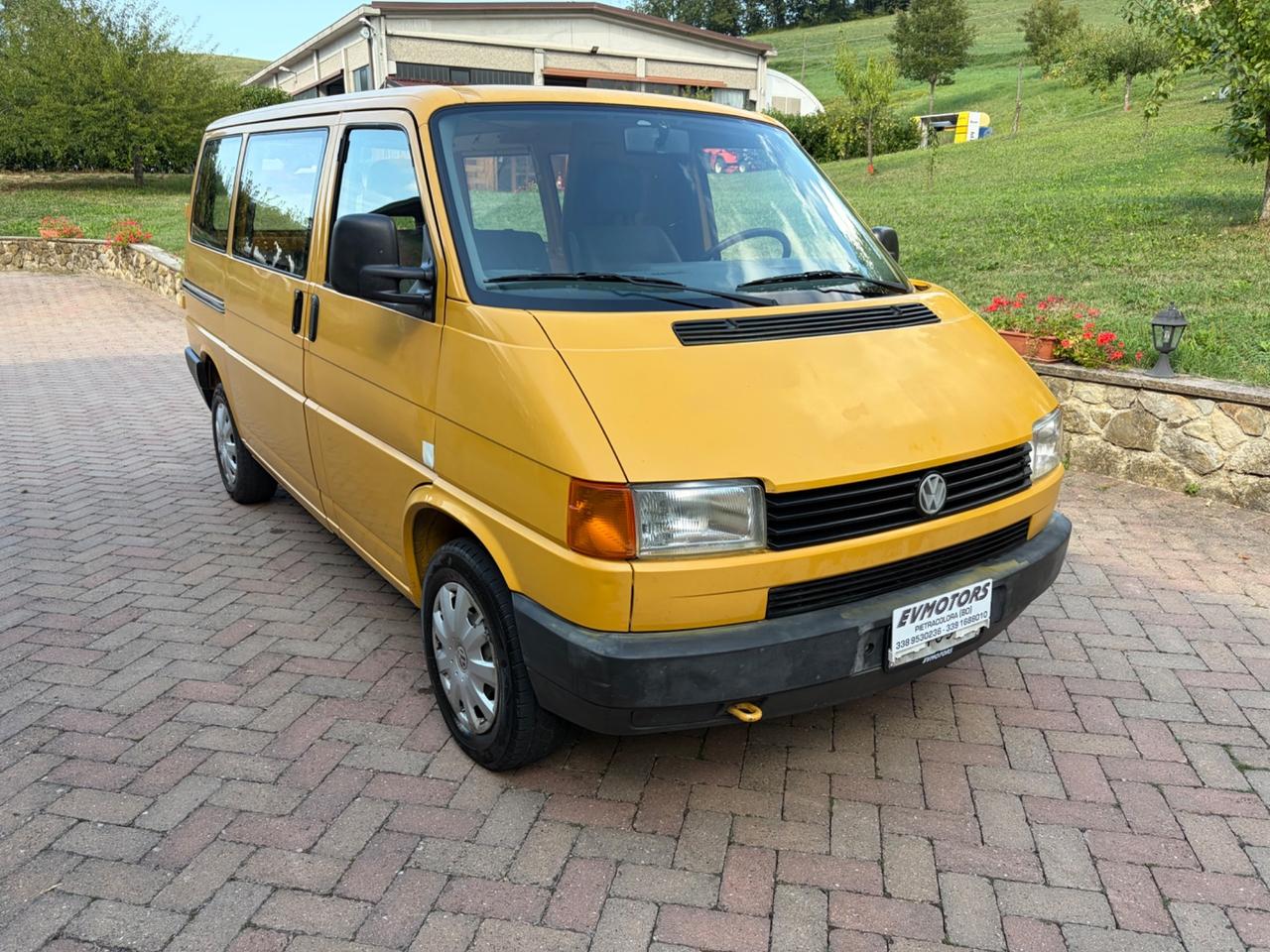 Volkswagen Transporter 2.4 D PC Furgone Vetrinato