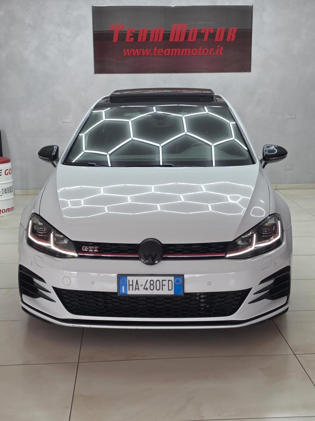 Volkswagen Golf GTI Performance 2.0 245 CV TSI DSG 5p. BMT