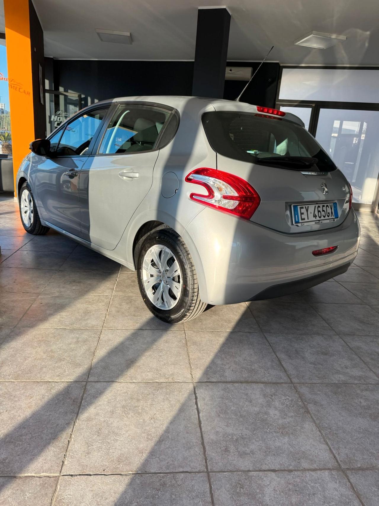 Peugeot 208 1.4 HDi 68 CV 5 porte Active