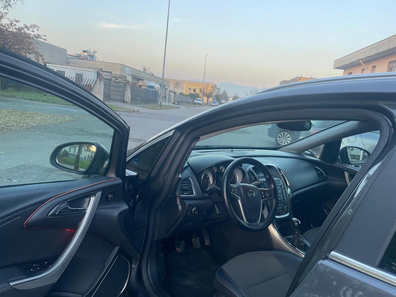 Opel Astra 1.3 CDTI 95CV S&S Sports Tourer Cosmo X Neopatentati