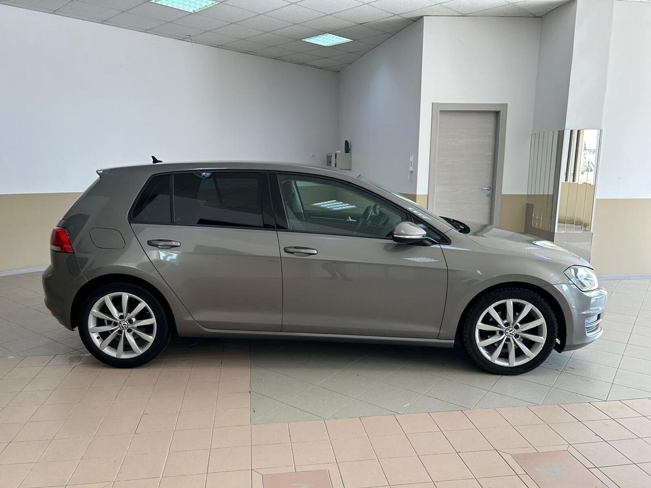 Volkswagen Golf 1.6 TDI DSG 5p. Highline BlueMotion Technology