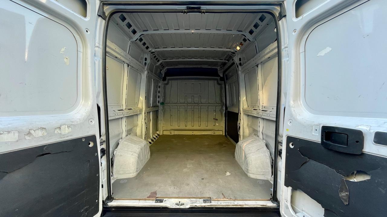 FIAT DUCATO 2.2 MJT PM-TM 140CV - TELECAMERA POSTERIORE, CARPLAY, NEOPATENTATI