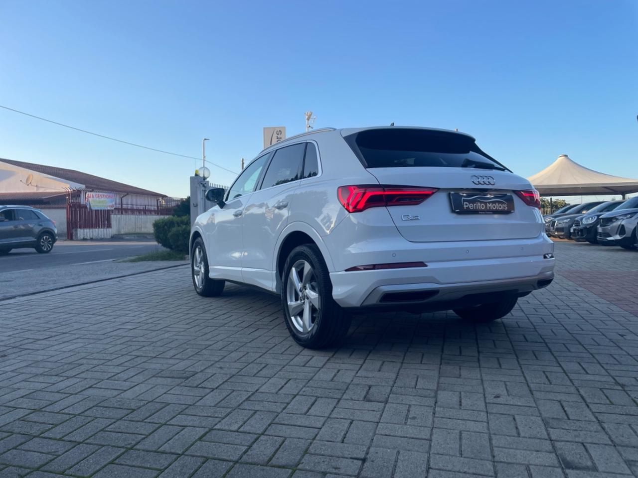 Audi Q3 35 TDI S tronic Business Advanced