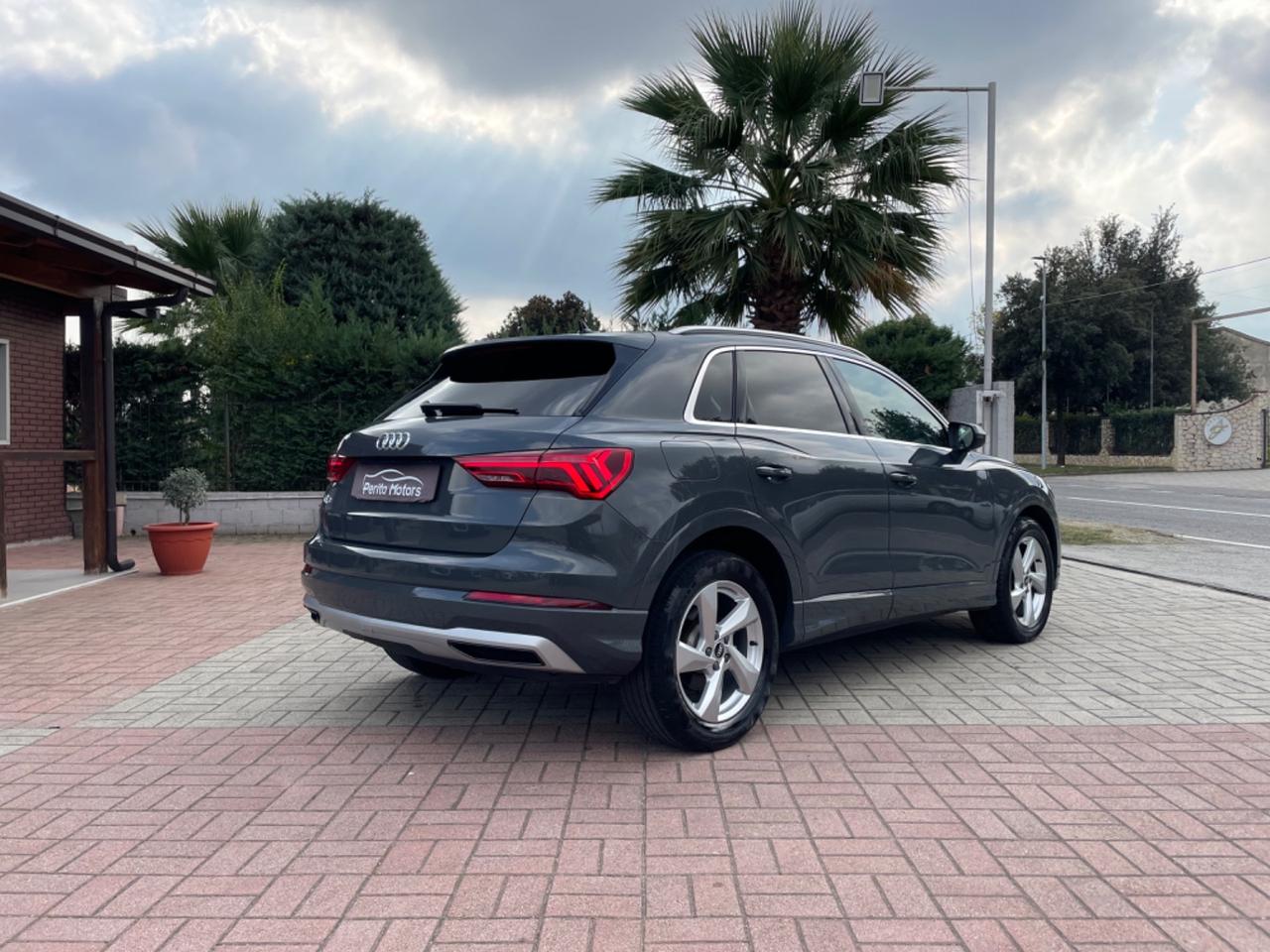 Audi Q3 35 TDI S tronic Business Advanced