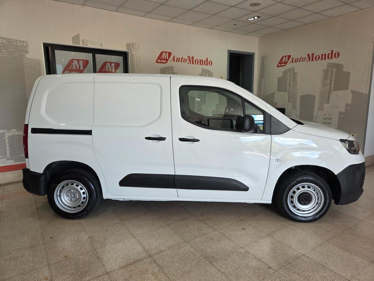 Citroen Berlingo BlueHDi 100 Van M Driver
