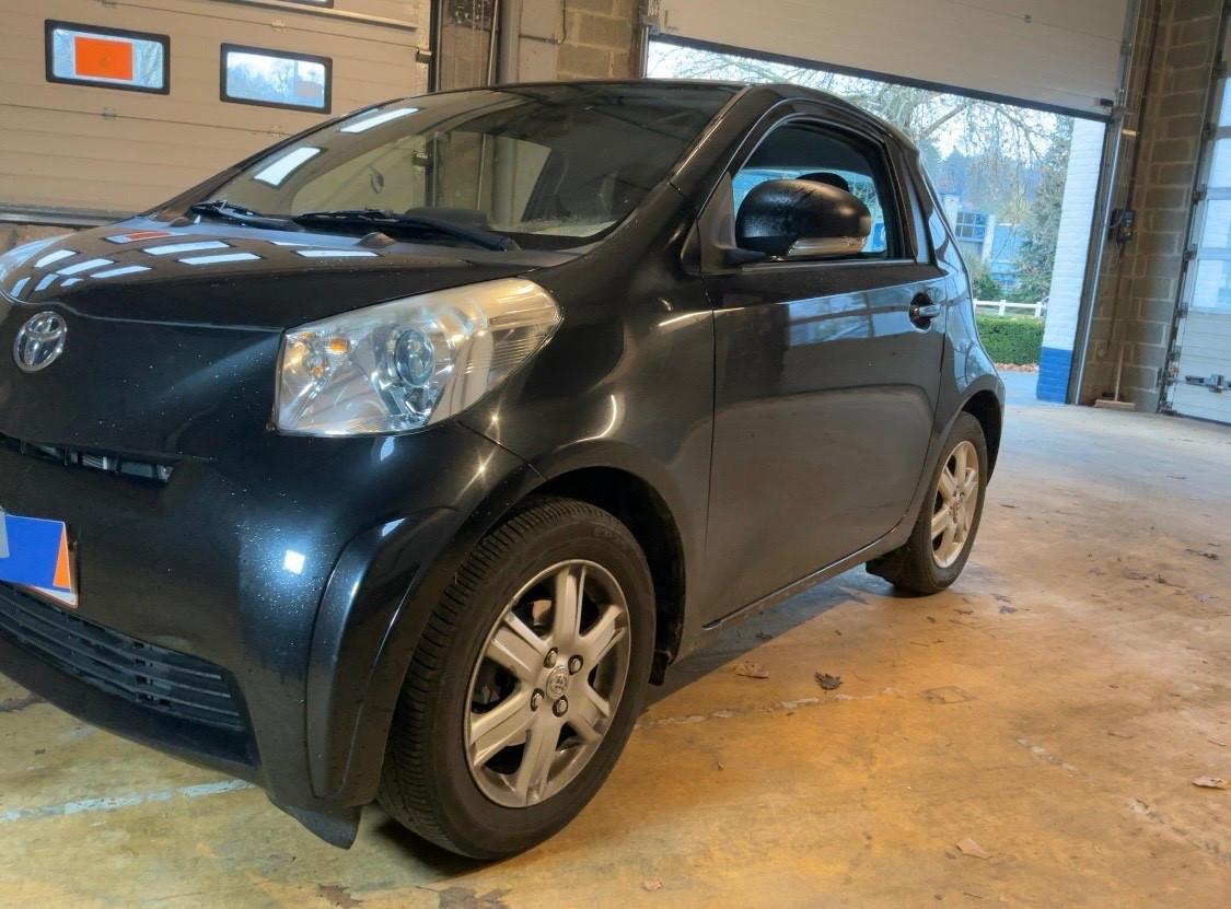Toyota iQ 1.0 Sol