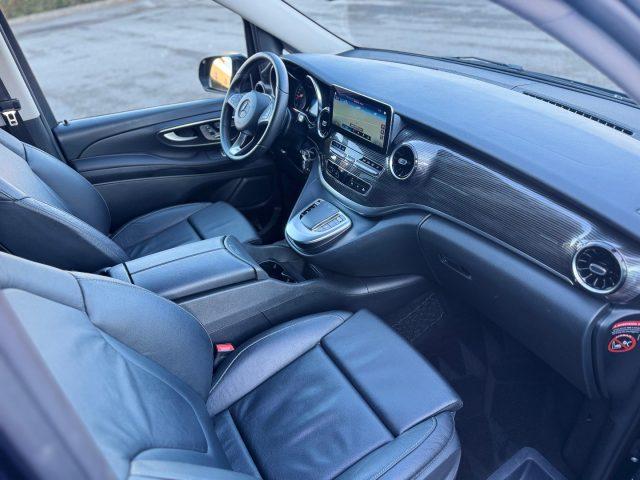 MERCEDES-BENZ V 300 d AUTOM 4Matic PREMIUM LONG *UNIPROP*7 P*