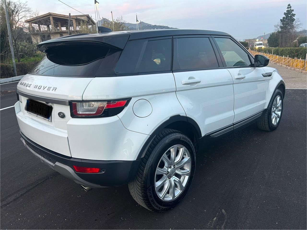 Land Rover Range Evoque 2.0 TD4 150 CV 5p. SE Dynamic