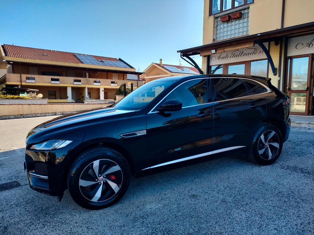 Jaguar F-Pace 2.0 D 204 CV AWD aut. R-Dynamic S