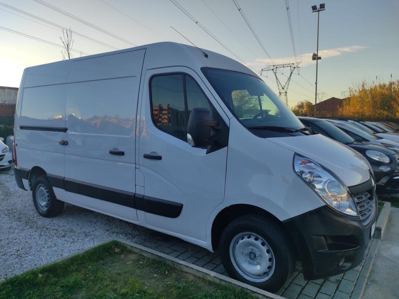 Renault Master T35 2.3 dCi/130CV Iva Compresa