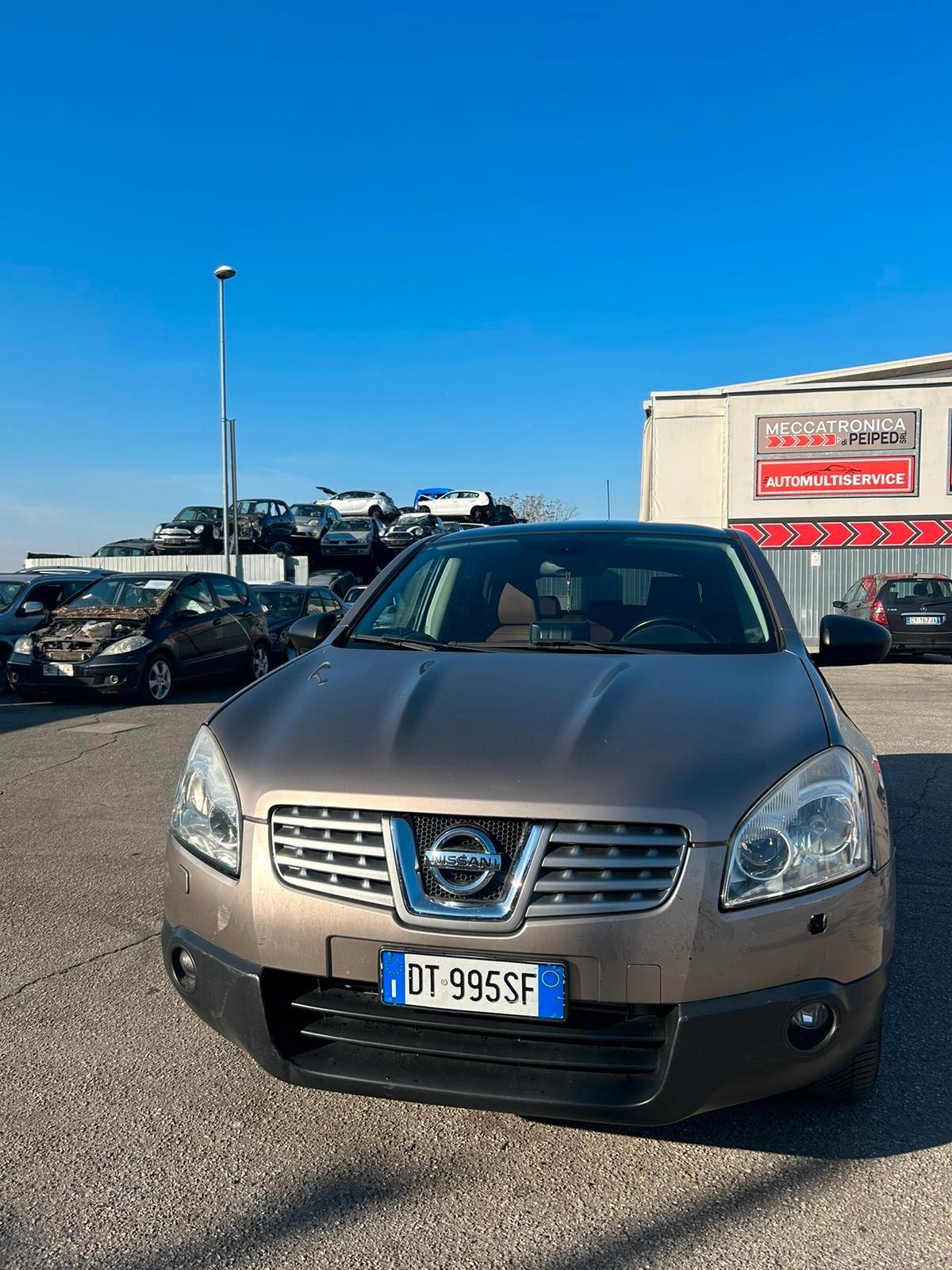 Nissan Qashqai 2.0 dCi DPF 4WD Acenta