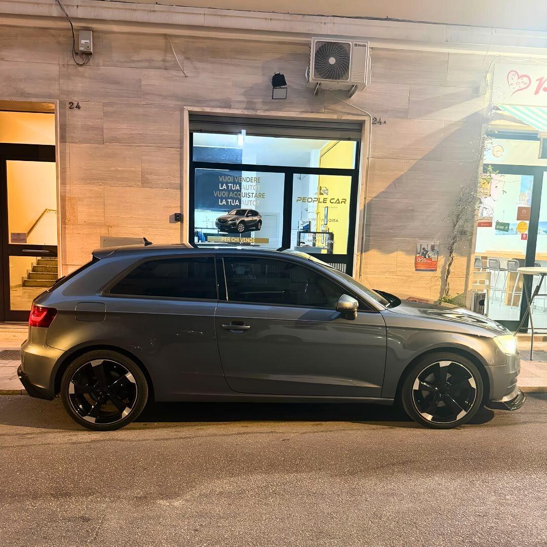 Audi A3 2.0 TDI S tronic - 150CV
