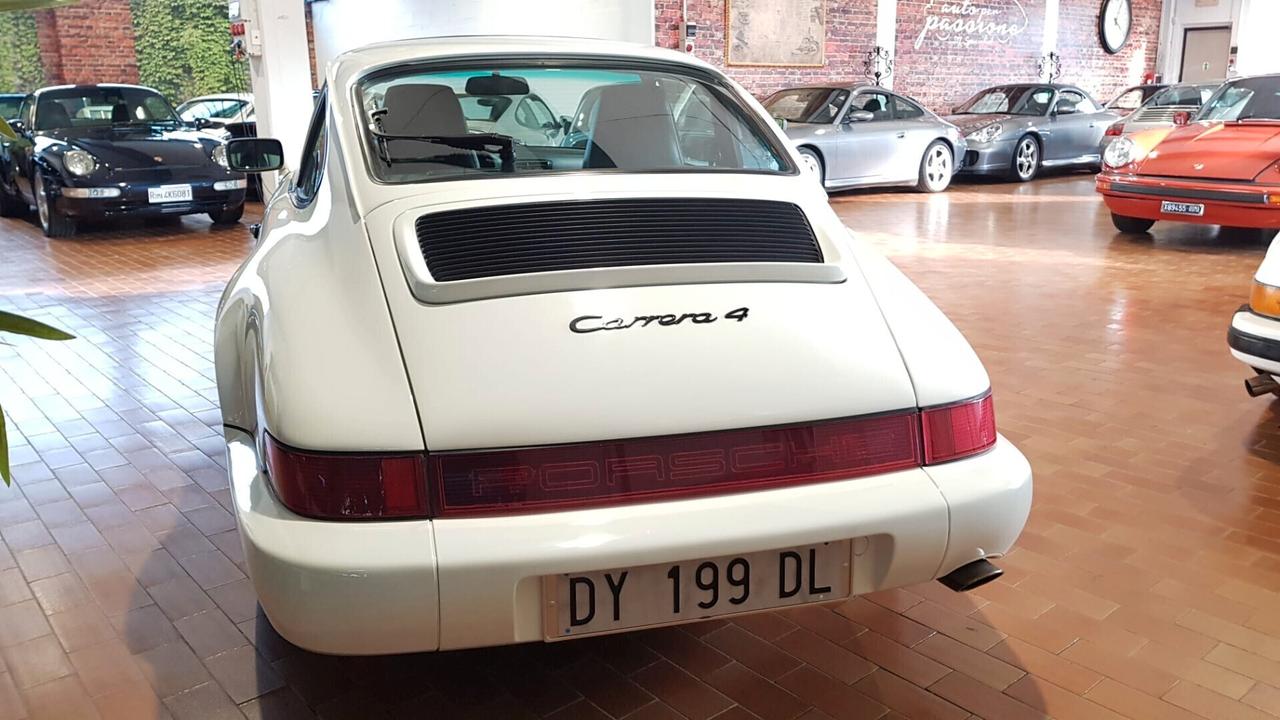 964 911 Porsche Carrera 4 Book Service ASI restaurata