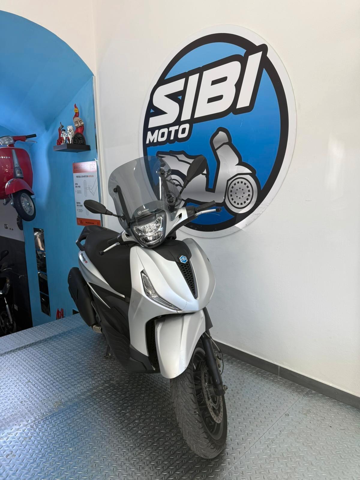 PIAGGIO BEVERLY 400